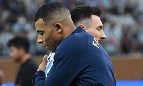 Kylian Mbappe and Lionel Messi during the World Cup final.