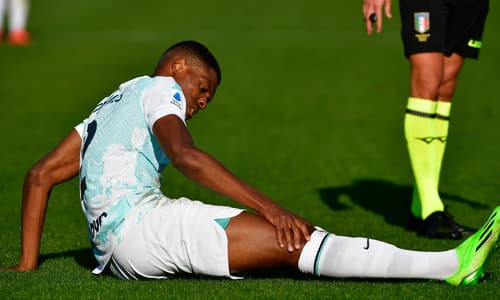 Denzel Dumfries, Internazionale, 2022/23