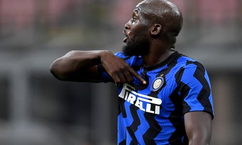 Chelsea signing Romelu Lukaku playing for Inter