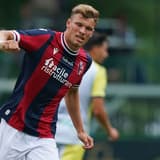 Sydney van Hooijdonk, Bologna, 2021/22