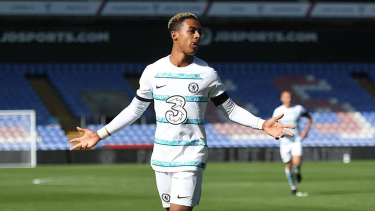 Omari Hutchinson for Chelsea