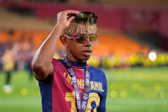 Lamine Yamal celebrates winning the Copa del Rey with Barcelona, 2024/25