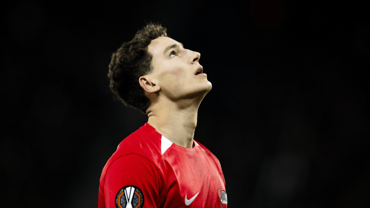 Ruben van Bommel in het shirt van AZ.