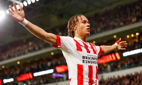 Xavi Simons, PSV