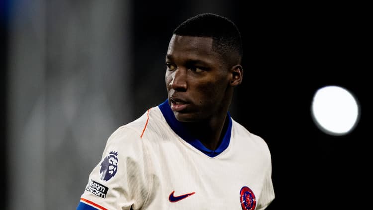 Real Madrid are reportedly interested in signing Chelsea midfielder Moises Caicedo