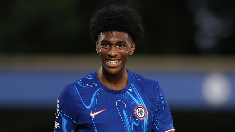 Josh Acheampong is set to sign a new contract with Chelsea.