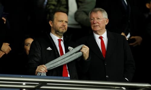 Man Utd chief executive Ed Woodward with Sir Alex Ferguson