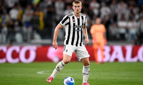 Matthijs de Ligt in action for Juventus.