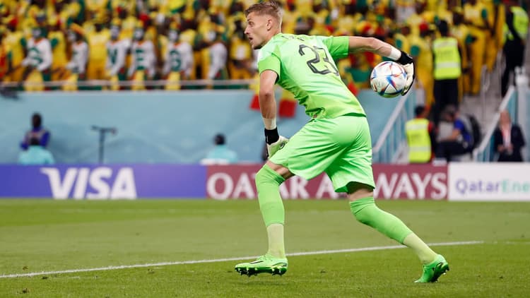 Andries Noppert maakte tegen Senegal zijn debuut in het Nederlands elftal