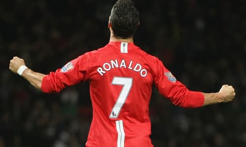 Cristiano Ronaldo in his iconic No.7 shirt for Man Utd