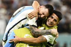 Lionel Messi, Thiago Almada, Argentina