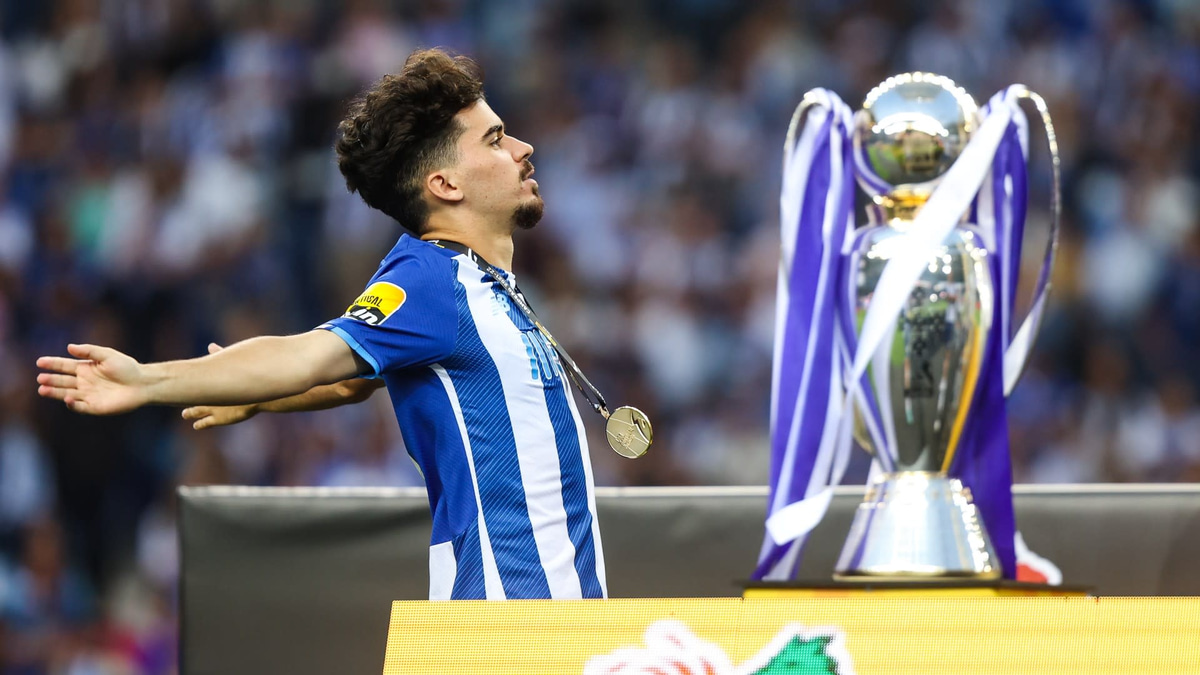 Vitinha, Porto, 2021/22