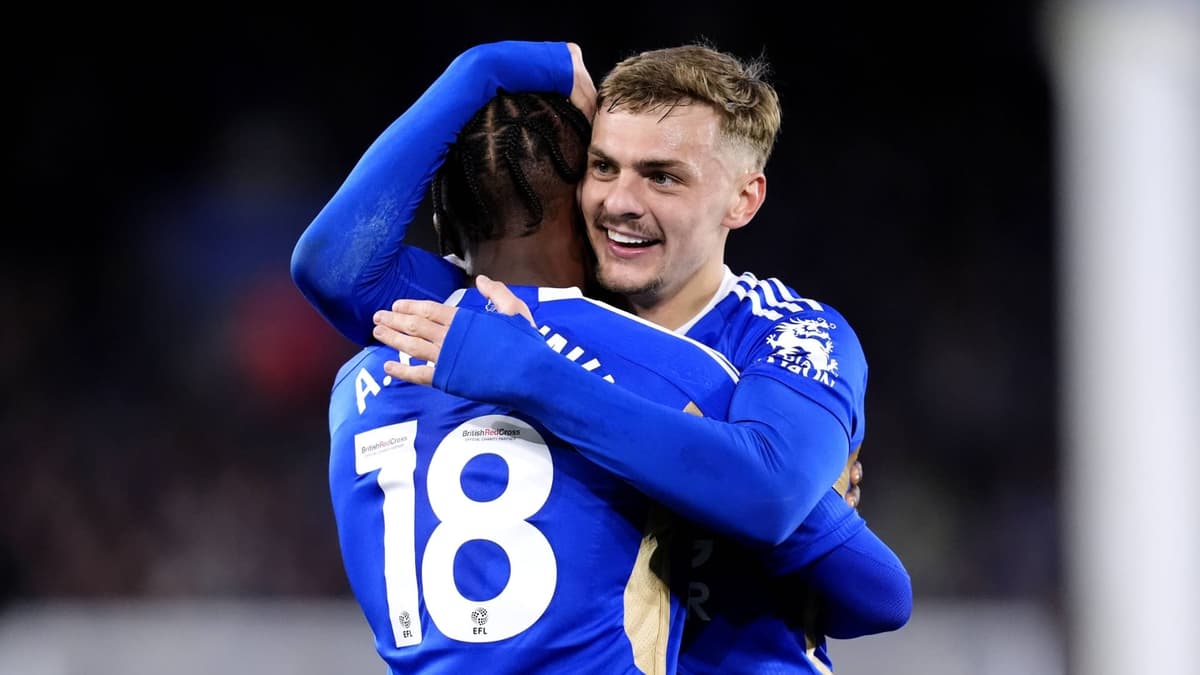 Kiernan Dewsbury-Hall celebrates with Leicester teammate Abdul Fatawu, 2023/24