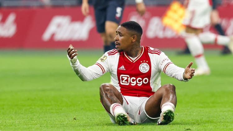 Steven Bergwijn speelt sinds de zomer van 2022 voor Ajax.