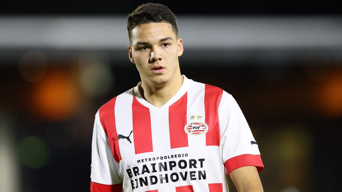Jenson Seelt, Transfer Burnley, PSV, 2022/23