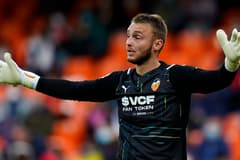 Jasper Cillessen, Valencia, season 21-22