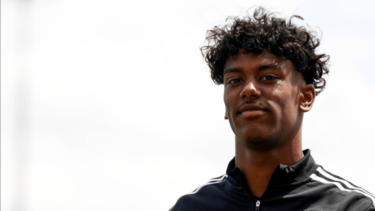 Jayden Slory is dit seizoen een van de uitblinkers bij FC Dordrecht.