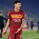 Roger Ibanez signs a new deal at Roma