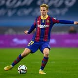 De Boer praises De Jong: ‘He’s played in every position except goalkeeper!’