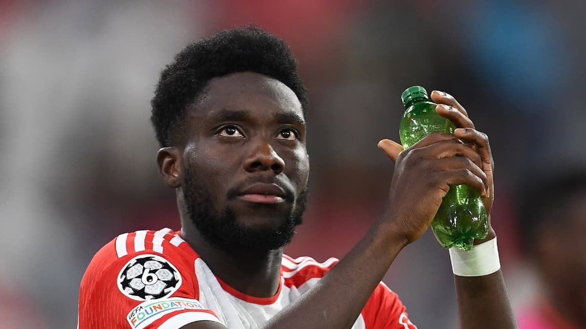 Alphonso Davies, Bayern Munich