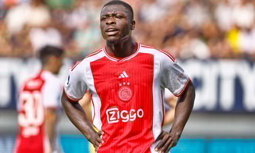 'Het is zielig voor Brian Brobbey. Hij vindt dat Ajax allemaal klotespelers heeft gehaald'
