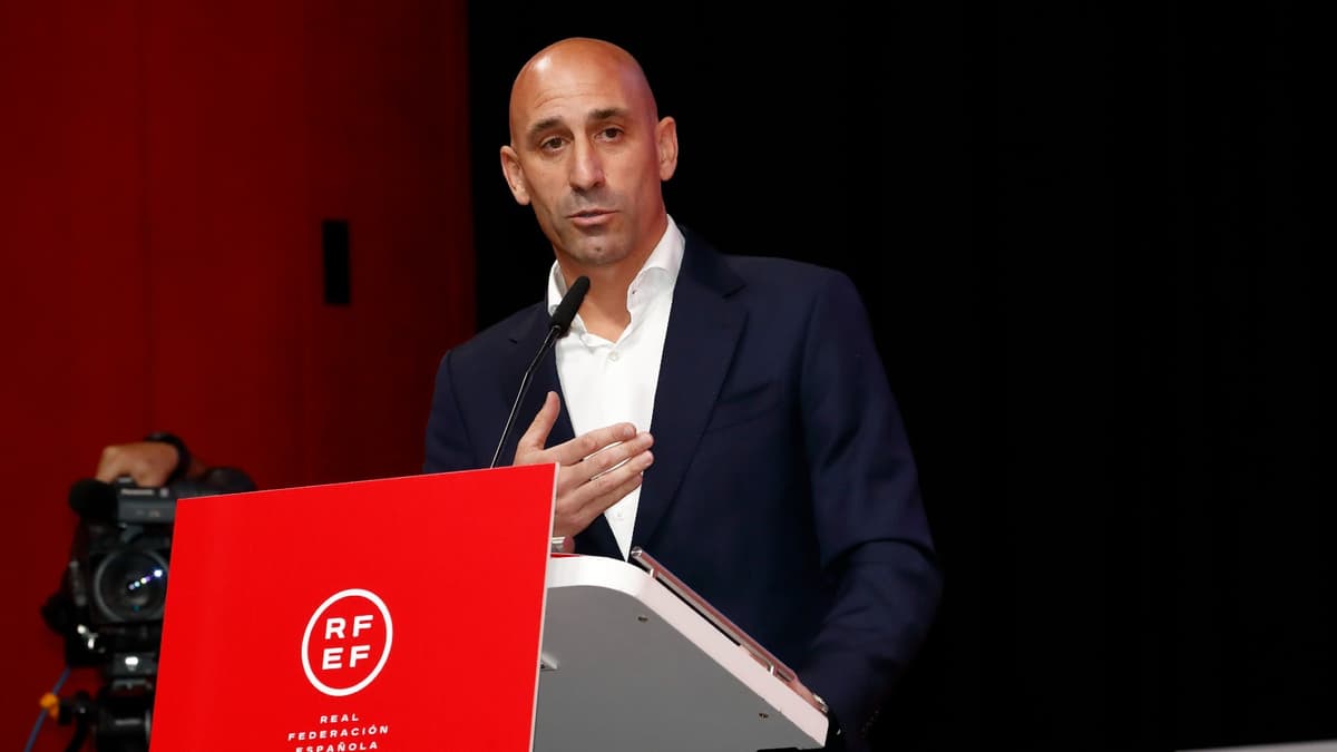 Luis Rubiales, Spain