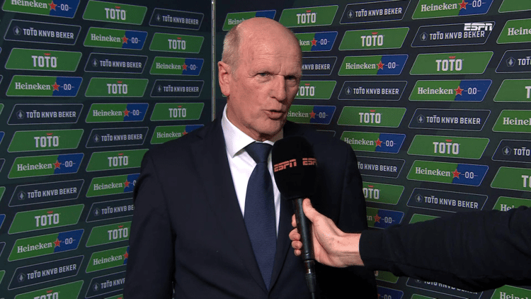 Voor Jan Streuer is het duidelijk: Ramiz Zerrouki vertrekt deze maand niet bij FC Twente.