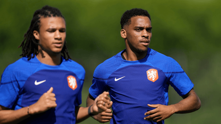 Nathan Aké beleeft een uitstekend seizoen bij Manchester City. De verdediger kwam in totaal al 32 keer in actie dit seizoen.