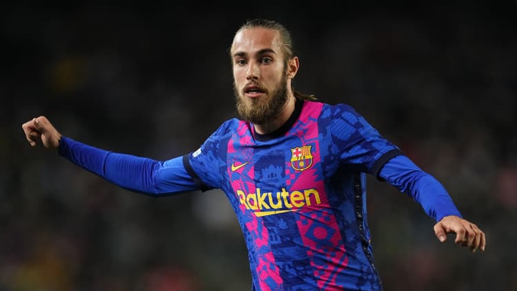 Het was Ronald Koeman die Óscar Mingueza bij Barcelona liet debuteren.