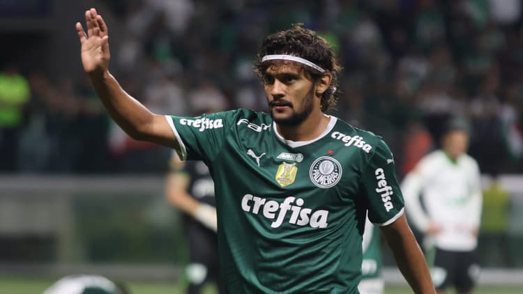 Gustavo Scarpa, Forest's first signing of January