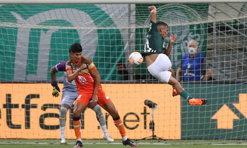 Rivaldo urges Brazilian wonderkid to reject Man Utd for Man City