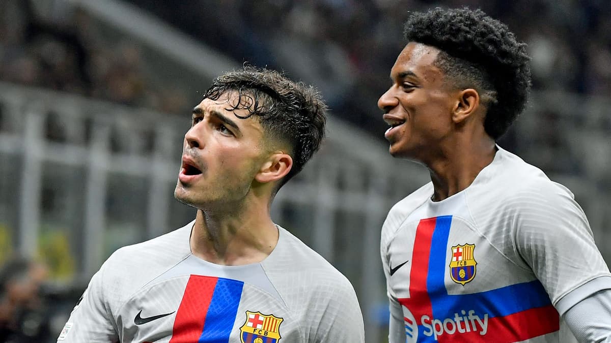 Barcelona youngsters Pedri and Alex Balde.