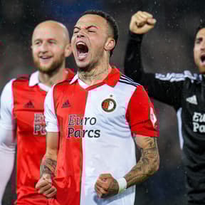 Feyenoord komt bij jongste doelpuntenmaker ooit uit als vervanger van Hartman