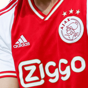 Ajax krijgt dringend advies: ‘Anders is zijn carrière naar de knoppen’