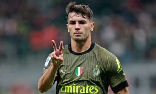 Brahim Diaz in action for AC Milan.