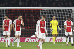 Jordan Henderson, Josip Sutalo, Jorrel Hato, Hlynsson, Ajax