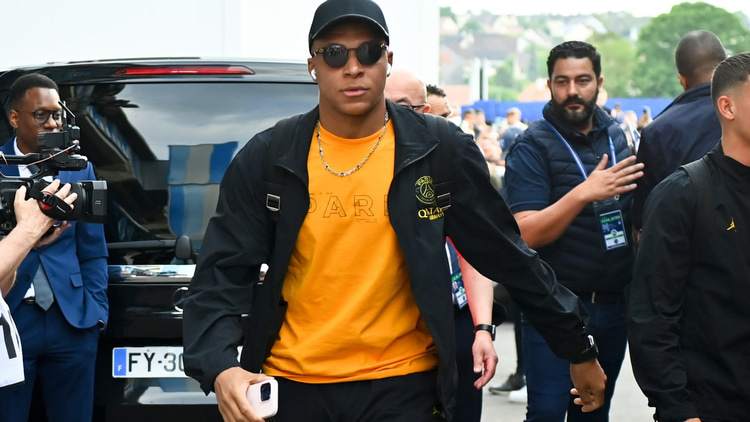 Kylian Mbappe arrives for the weekend's match against Auxerre