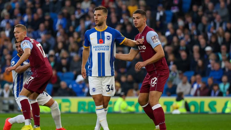 Joël Veltman speelde in totaal 246 wedstrijden voor Ajax en werd 3 keer landskampioen met de Amsterdammers