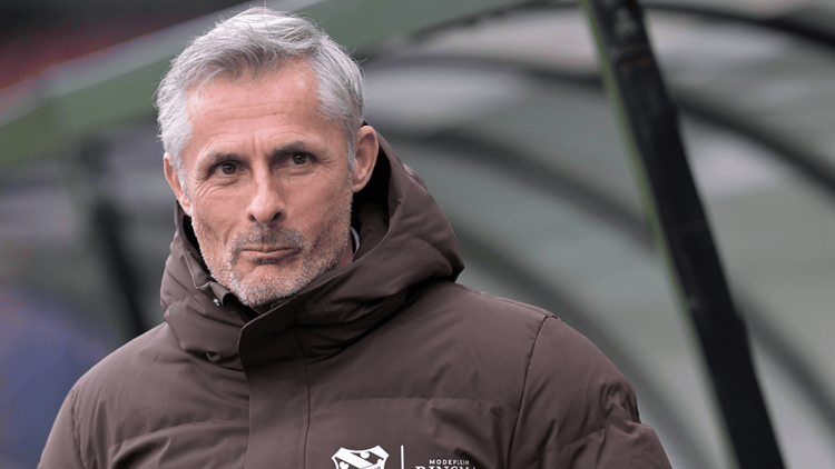 Kees van Wonderen zou ieder moment in kunnen stappen bij NAC Breda.