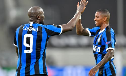Ashley Young slams Man Utd for selling Lukaku