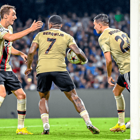 NEC slaat opnieuw toe en vindt gewenste verdedigende versterking bij Ajax