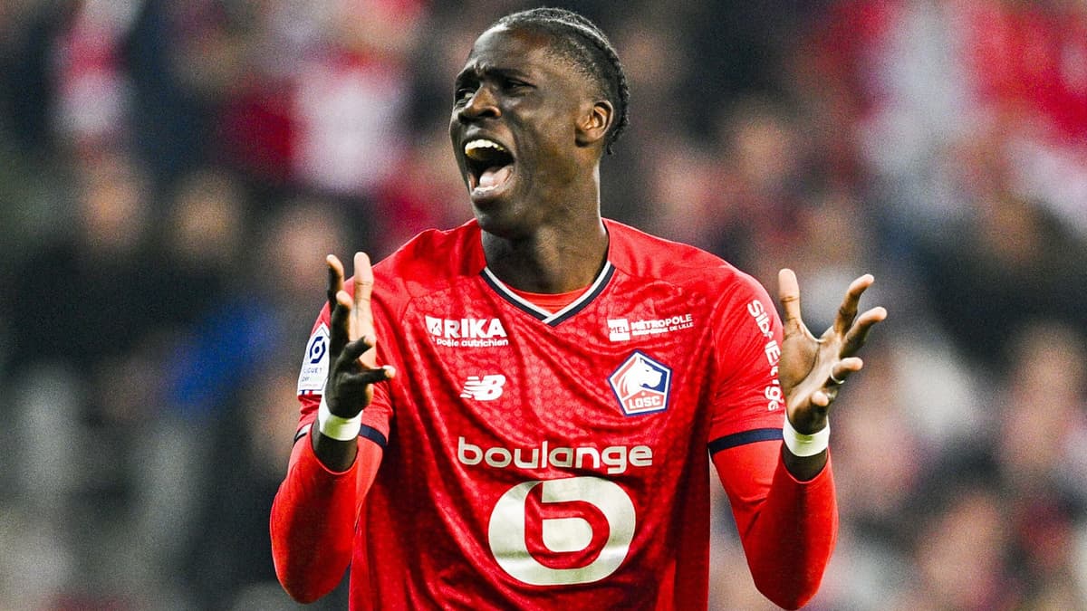 Amadou Onana in action for Lille.