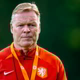 Ronald Koeman gaat twee centrumspitsen in januari intensief volgen voor Oranje