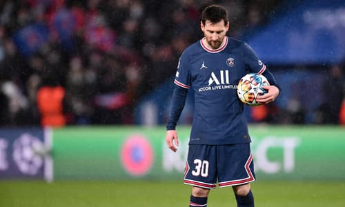 Lionel Messi playing for PSG against Real Madrid, Champions League 2021/22