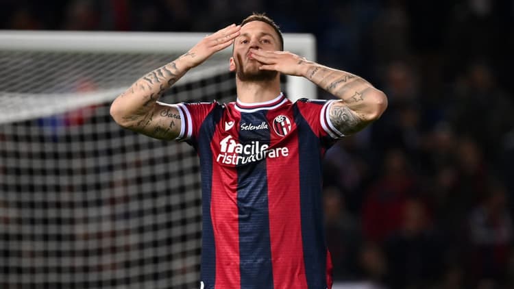 Marko Arnautovic, Bologna, 2021-22