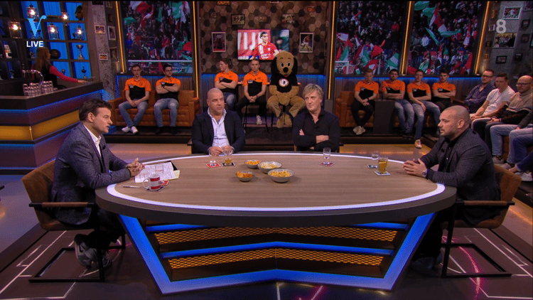 Wesley Sneijder snapt wel dat Ramiz Zerrouki nog deze maand naar Feyenoord wil.