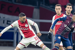 Hakim Ziyech, Mike Trésor, Ajax vs Willem II