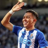 Pepê playing for Porto