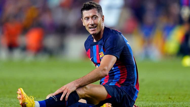 Robert Lewandowski Barcelona 2022-23