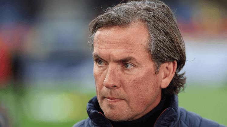 Alex Pastoor gaat niet de nieuwe hoofdtrainer van sc Heerenveen worden.